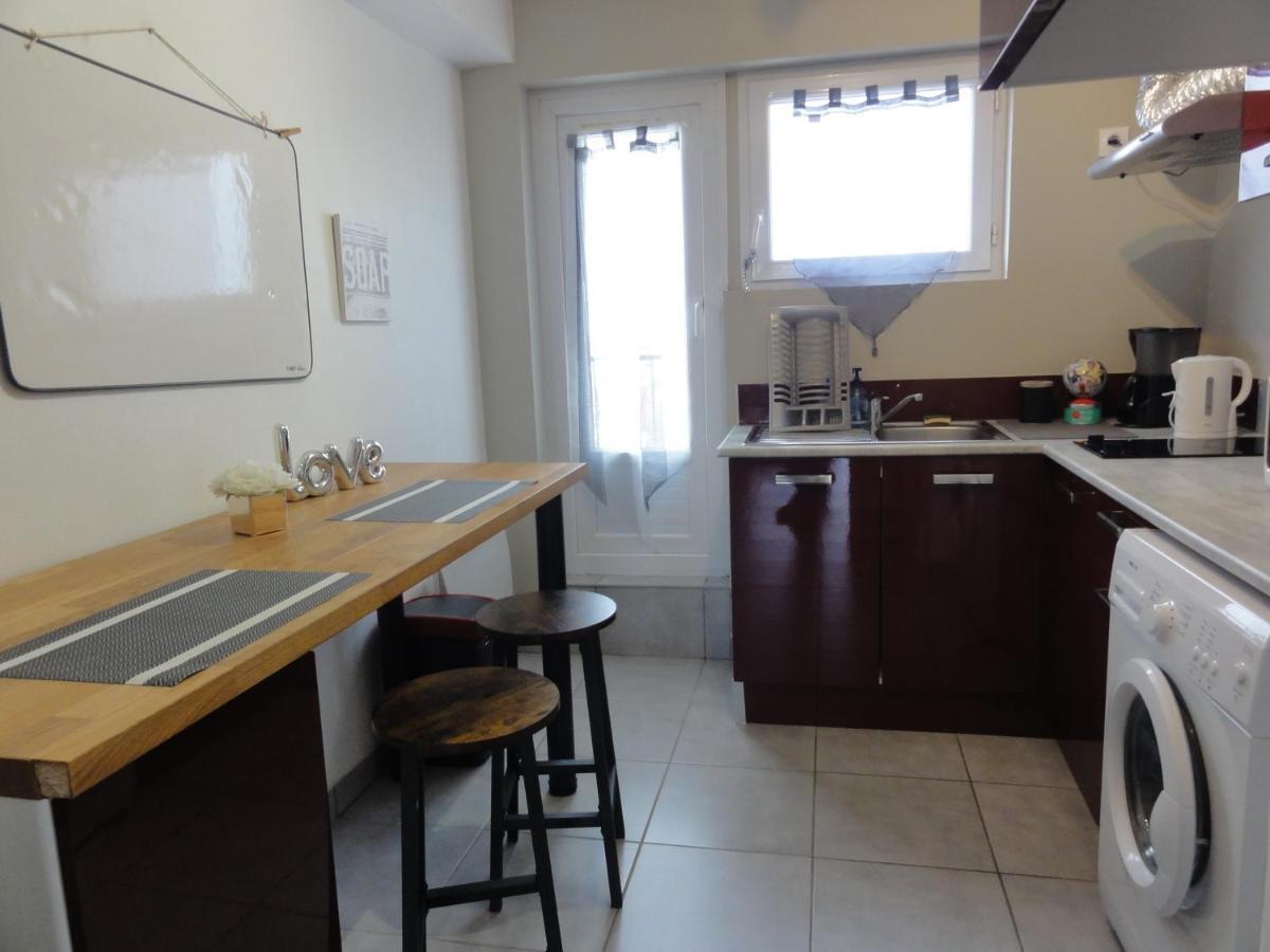 La Dolce Vita -T2 52M2- Dernier Etage- Terrasse-Parking-Wifi Fibre Appartement Tarbes Buitenkant foto