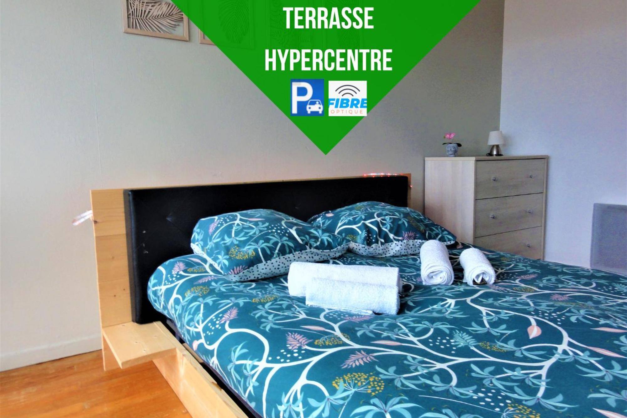 La Dolce Vita -T2 52M2- Dernier Etage- Terrasse-Parking-Wifi Fibre Appartement Tarbes Buitenkant foto